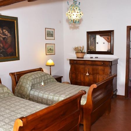 Bed and Breakfast Relais Mastro Cinghiale Paciano Екстер'єр фото