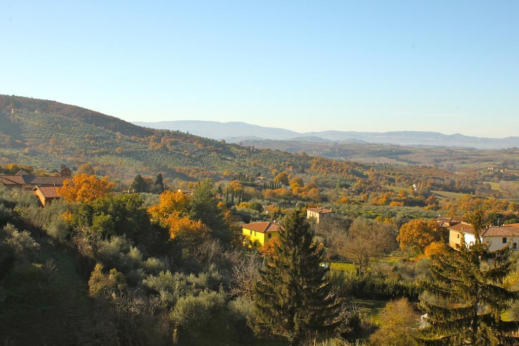 Bed and Breakfast Relais Mastro Cinghiale Paciano Екстер'єр фото